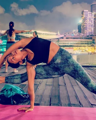 Sasha - Coach Yoga chez Power Partners